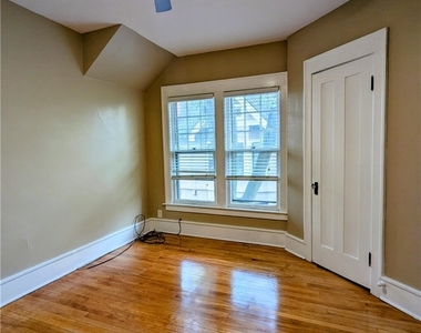 141 Beverly Road - Photo Thumbnail 14