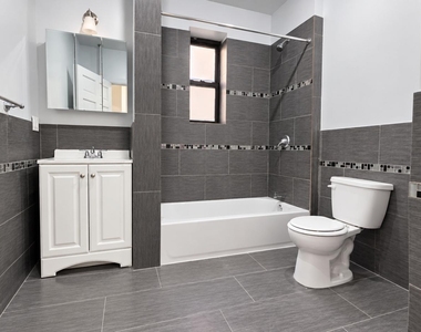 44 Bennett Avenue - Photo Thumbnail 14