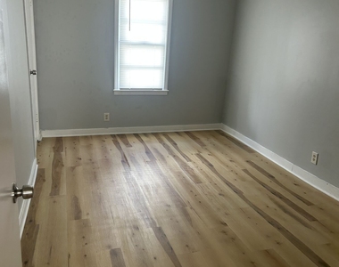 1407 Flannery Street Sw - Photo Thumbnail 4