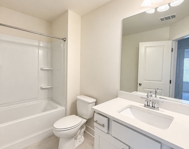50 Auburn Hill Drive - Photo Thumbnail 11