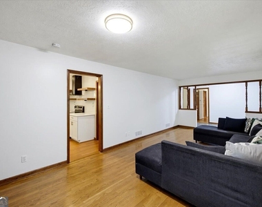 4367 Berline Drive - Photo Thumbnail 4