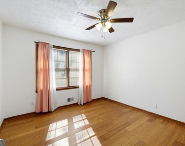 4367 Berline Drive - Photo Thumbnail 15