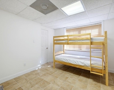 4367 Berline Drive - Photo Thumbnail 19