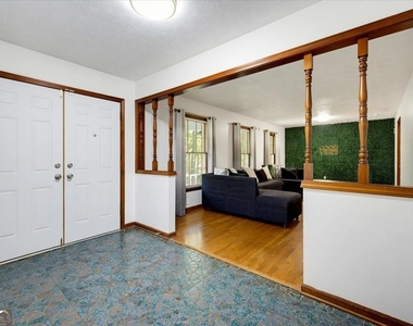 4367 Berline Drive - Photo Thumbnail 2