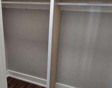 812 Bessie Lane - Photo Thumbnail 29