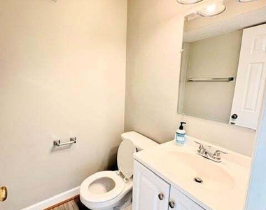 1600 Briarcliff Road Ne - Photo Thumbnail 8