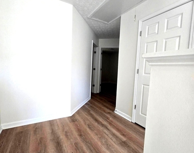116 Heritage Way - Photo Thumbnail 15