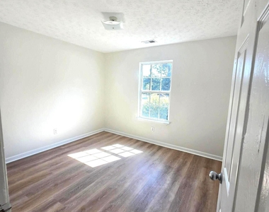 116 Heritage Way - Photo Thumbnail 7
