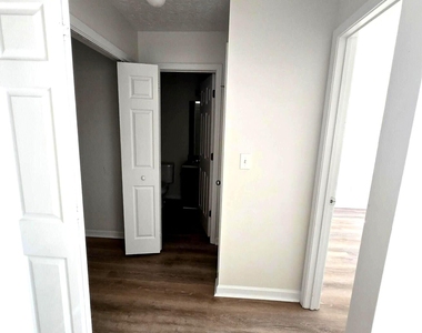 116 Heritage Way - Photo Thumbnail 3