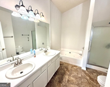 1595 Willow River Run - Photo Thumbnail 5