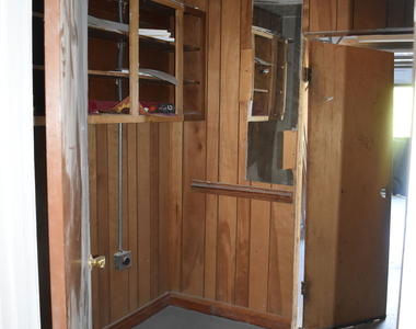 956 Irving Drive - Photo Thumbnail 13