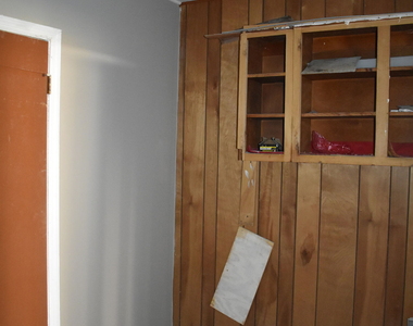 956 Irving Drive - Photo Thumbnail 4