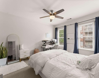828 Highland Lane Ne - Photo Thumbnail 10