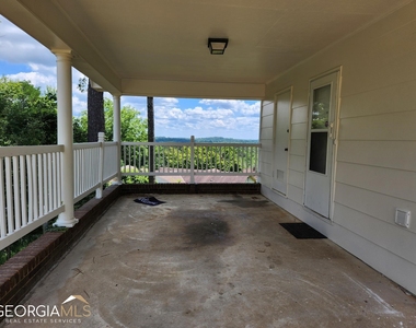 1136 Bunker Hill Road - Photo Thumbnail 4