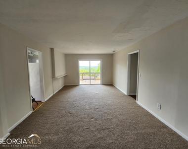 1136 Bunker Hill Road - Photo Thumbnail 7