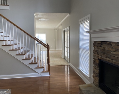 44 Vaux Way - Photo Thumbnail 6