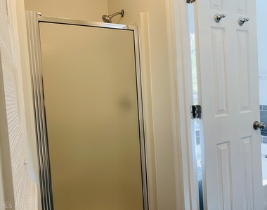 210 Spring Forest Way - Photo Thumbnail 20