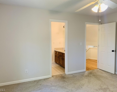 210 Spring Forest Way - Photo Thumbnail 23