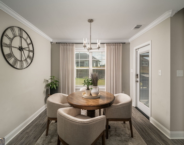 315 Creek Ridge Drive - Photo Thumbnail 13