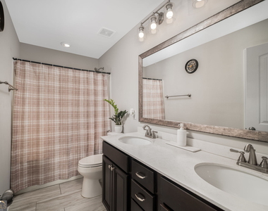 315 Creek Ridge Drive - Photo Thumbnail 24