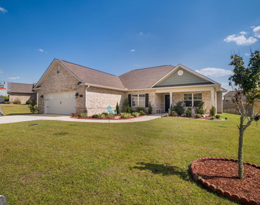 315 Creek Ridge Drive - Photo Thumbnail 1