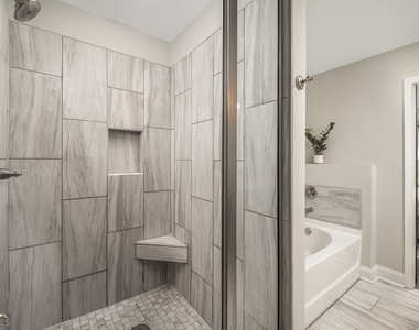 315 Creek Ridge Drive - Photo Thumbnail 21