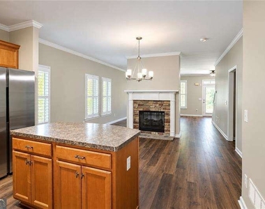 69 Haven Crest Court - Photo Thumbnail 4