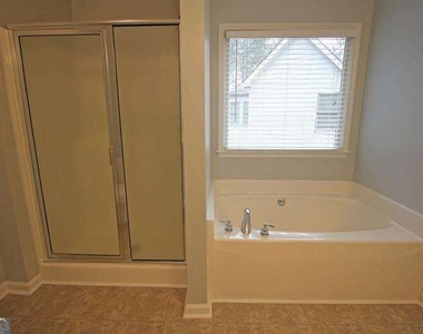 69 Haven Crest Court - Photo Thumbnail 11