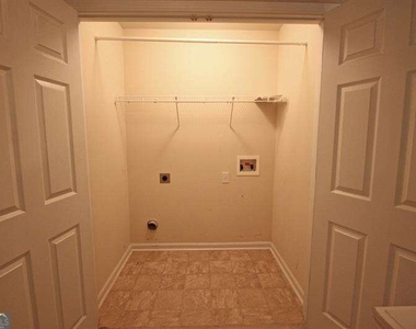 69 Haven Crest Court - Photo Thumbnail 8