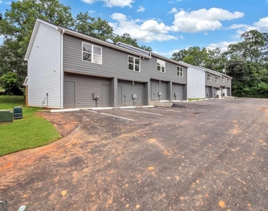 50 S Jackson Street - Photo Thumbnail 19