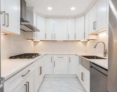 2914 Lenox Road Ne - Photo Thumbnail 5
