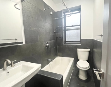 West 176th Street & St Nicholas Avenue - Photo Thumbnail 10