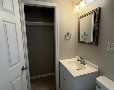 53 Wilson St - Photo Thumbnail 13