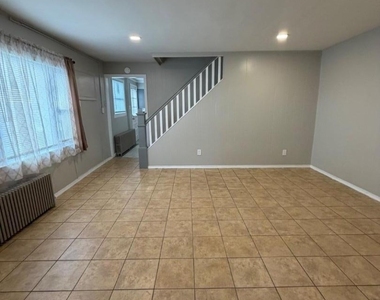 53 Wilson St - Photo Thumbnail 2