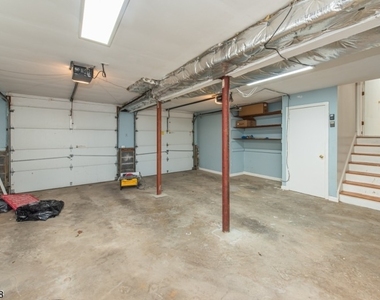 31 Hillside Ave - Photo Thumbnail 21