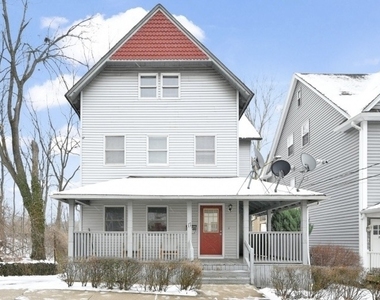 17 Olyphant Pl - Photo Thumbnail 1