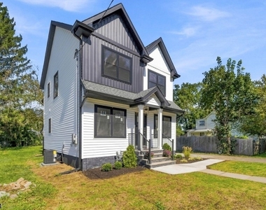 139 Main St - Photo Thumbnail 35