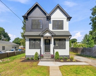 139 Main St - Photo Thumbnail 34