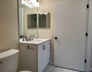 646 Honeybrook Cir - Photo Thumbnail 27
