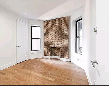 30 Claver Place - Photo Thumbnail 1