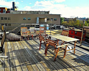 30 Claver Place - Photo Thumbnail 7