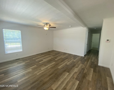 17 Maple Tree Court - Photo Thumbnail 4