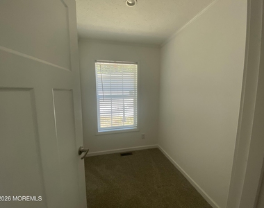 17 Maple Tree Court - Photo Thumbnail 11