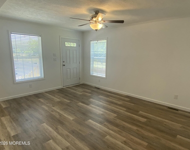 17 Maple Tree Court - Photo Thumbnail 3