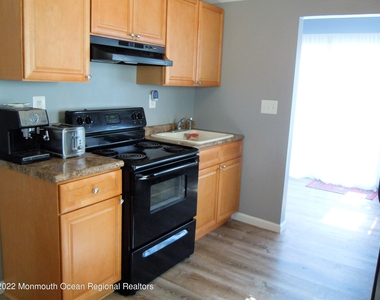223 Butler Boulevard - Photo Thumbnail 11