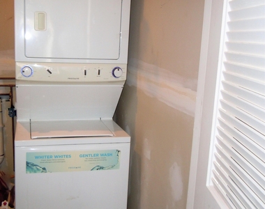 223 Butler Boulevard - Photo Thumbnail 16