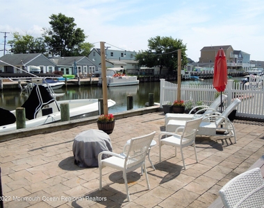 223 Butler Boulevard - Photo Thumbnail 18
