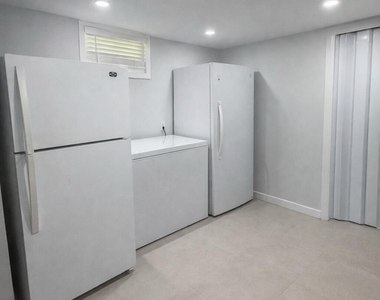 10 Cambell Court - Photo Thumbnail 8