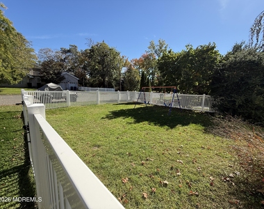 600 Wildwood Road - Photo Thumbnail 9