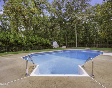 250 Bent Hook Road - Photo Thumbnail 28